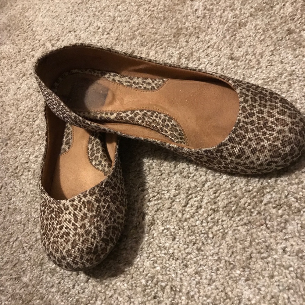 b.o.c Leopard flats!